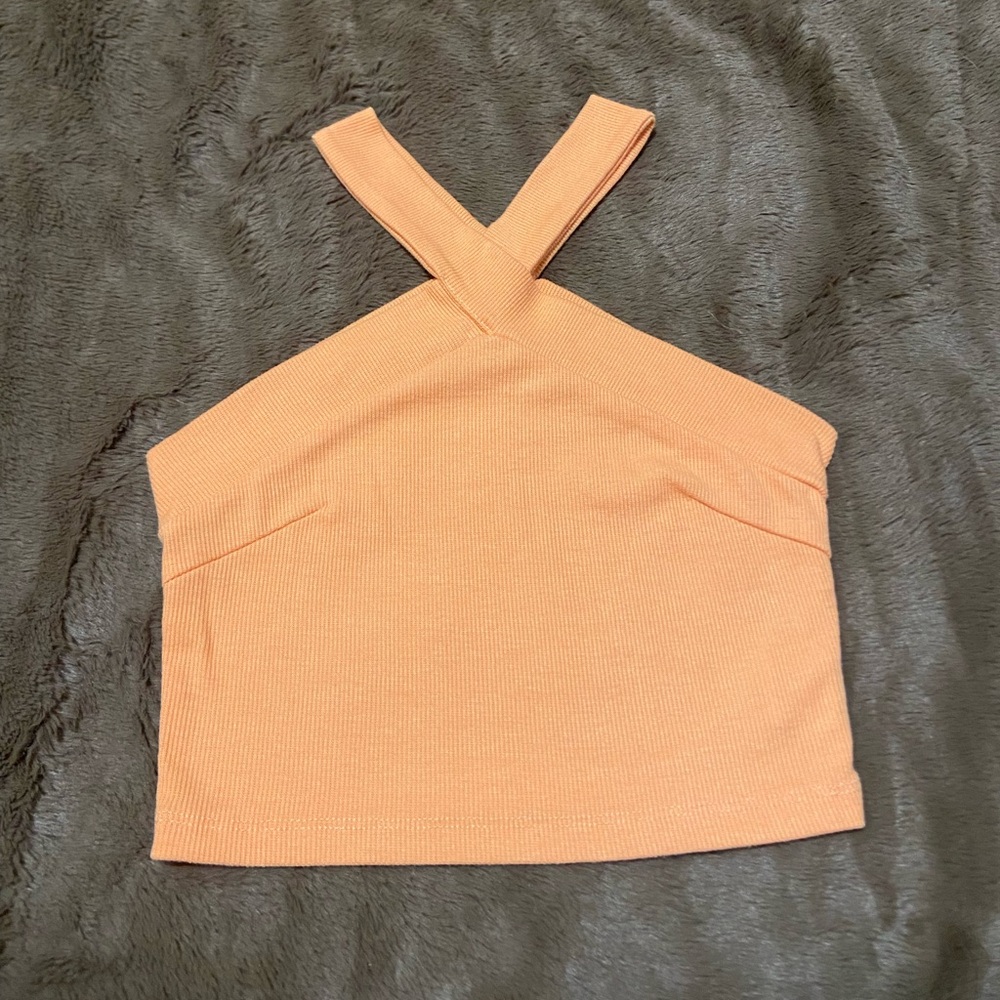 NWOT - Criss Cross Ribbed Halter Top